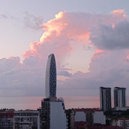 Apartment On Takaishvili Batumi Exteriör bild