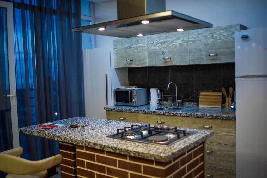 Apartment On Takaishvili Batumi Exteriör bild
