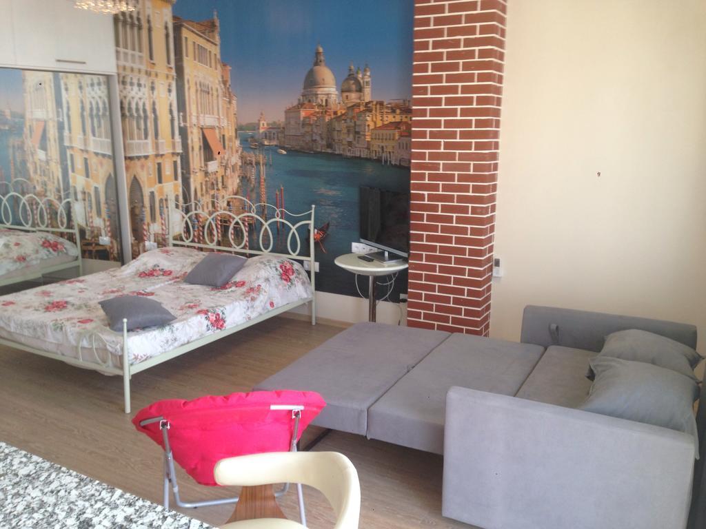 Apartment On Takaishvili Batumi Exteriör bild